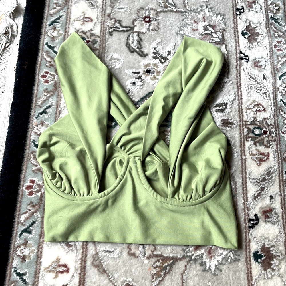 Green Underwire Versatile Crop Top